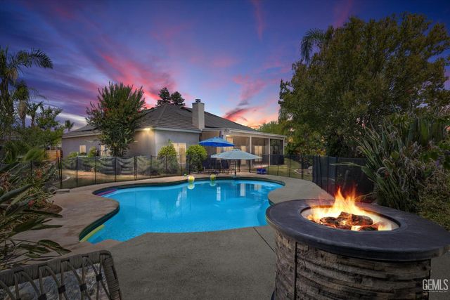 15321 N Lake Berryessa Court, Bakersfield, CA 93314