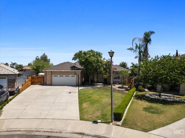 15321 N Lake Berryessa Court, Bakersfield, CA 93314