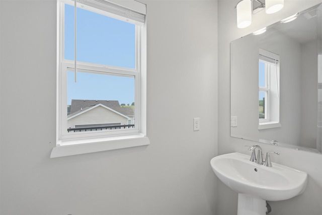 303 Breunig Boulevard, Waunakee, WI 53597