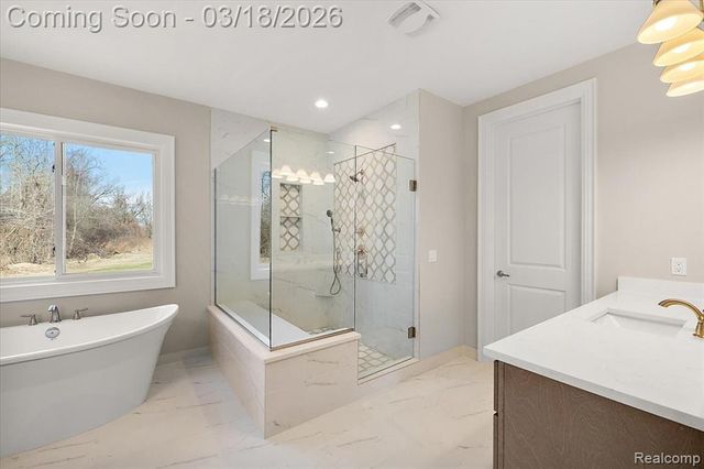 57553 Meadowridge Drive, Washington, MI 48094