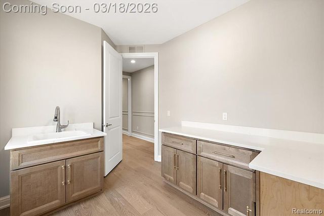 57553 Meadowridge Drive, Washington, MI 48094