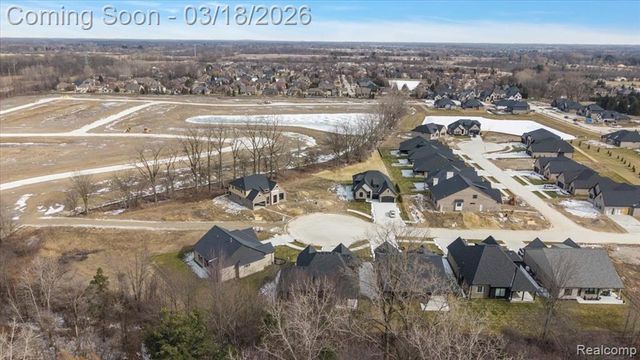 57553 Meadowridge Drive, Washington, MI 48094