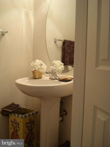 7531 GREY GOOSE WAY, Alexandria, VA 22306
