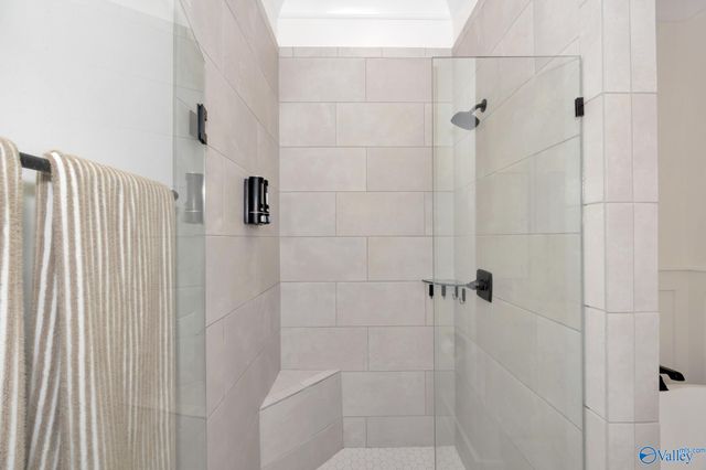 6202 Pembrook Pond Place SE, Owens Cross Roads, AL 35763