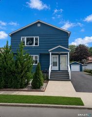 359-361 Pacific Street, Bridgeport, CT 06604
