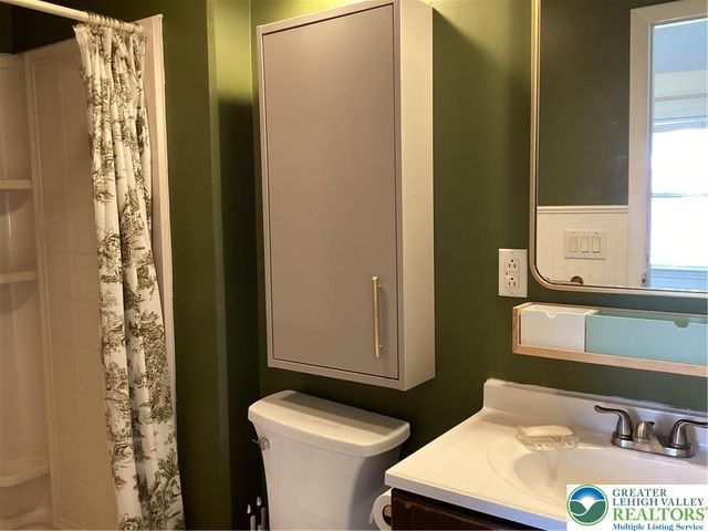 30 Wilden Drive, Palmer Twp, PA 18045