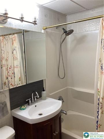 30 Wilden Drive, Palmer Twp, PA 18045