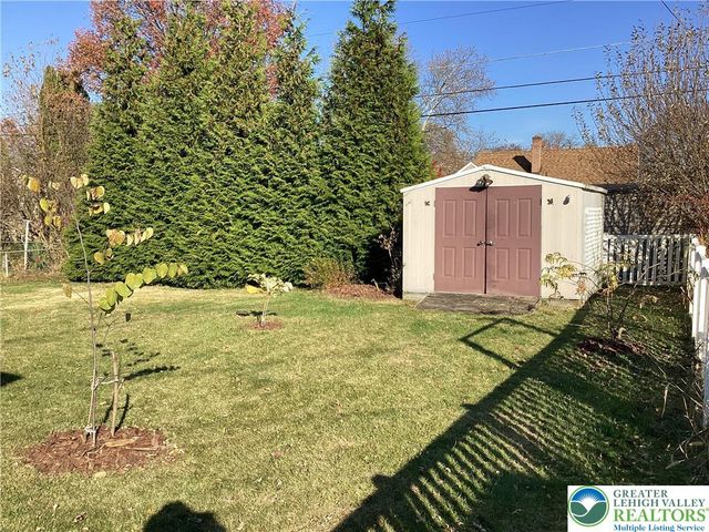 30 Wilden Drive, Palmer Twp, PA 18045