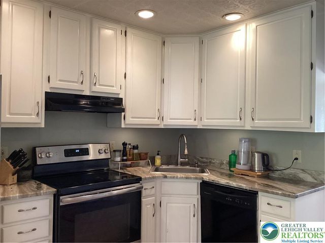 30 Wilden Drive, Palmer Twp, PA 18045