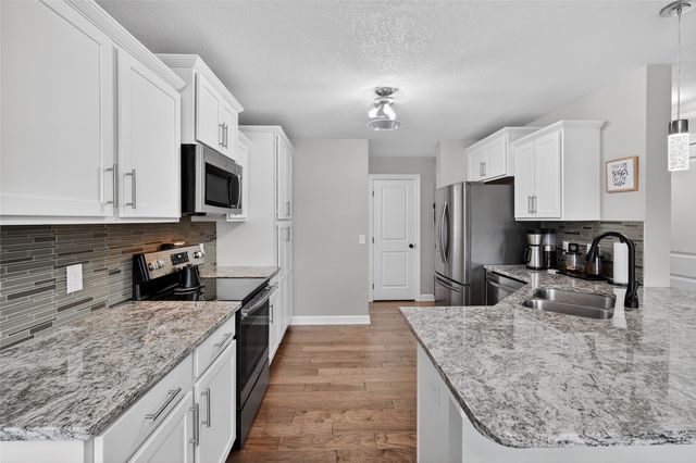 6510 Sunlight Drive, Pleasant Hill, IA 50327