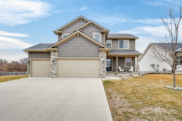 6510 Sunlight Drive, Pleasant Hill, IA 50327