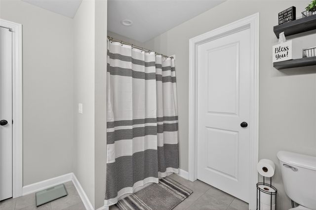 6510 Sunlight Drive, Pleasant Hill, IA 50327