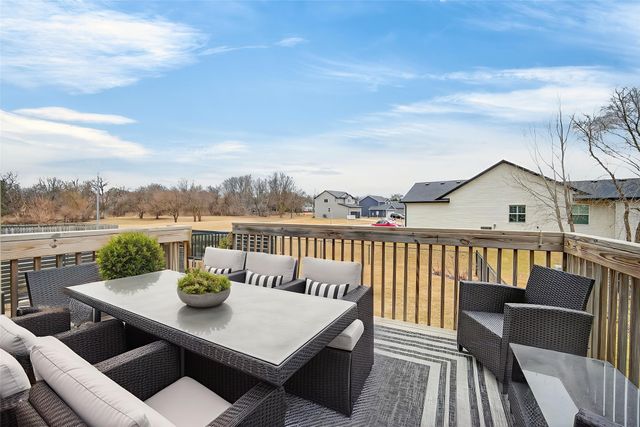 6510 Sunlight Drive, Pleasant Hill, IA 50327