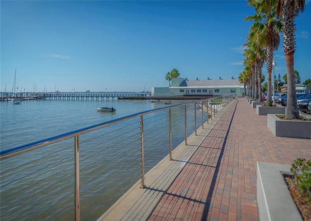 3108 DUPONT STREET S, Gulfport, FL 33707