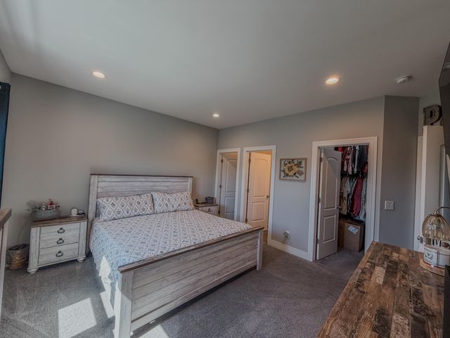 1104 Short Drive, Knox, IN 46534