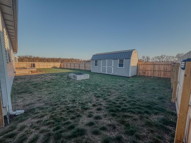1104 Short Drive, Knox, IN 46534