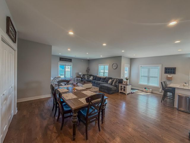 1104 Short Drive, Knox, IN 46534