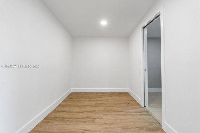 7731 Farragut St, Hollywood, FL 33024