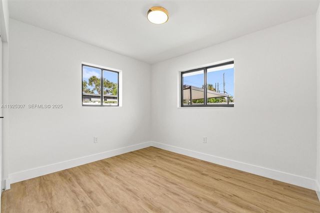 7731 Farragut St, Hollywood, FL 33024