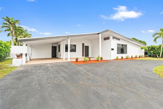 7731 Farragut St, Hollywood, FL 33024