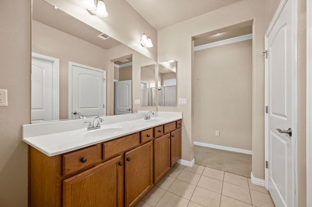 8917 Perimeter Street, Denton, TX 76207