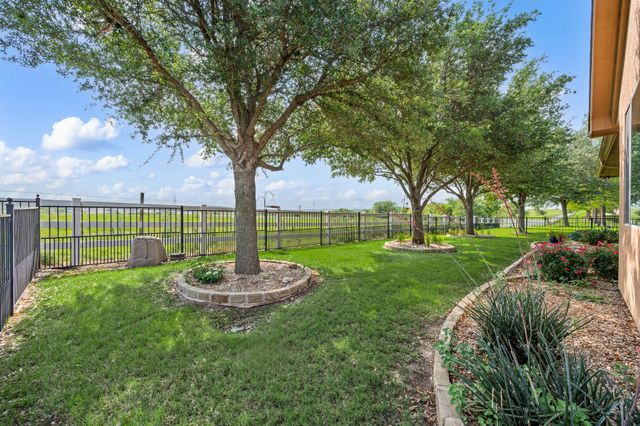 8917 Perimeter Street, Denton, TX 76207