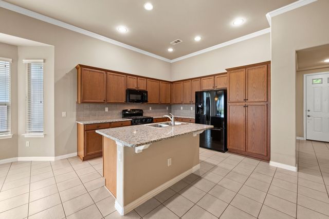 8917 Perimeter Street, Denton, TX 76207