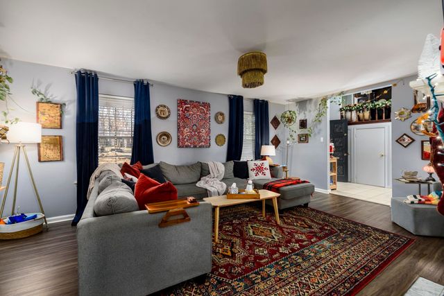 1215 Old Charter Court, Little Rock, AR 72211