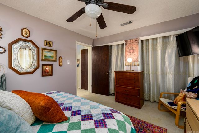 1215 Old Charter Court, Little Rock, AR 72211