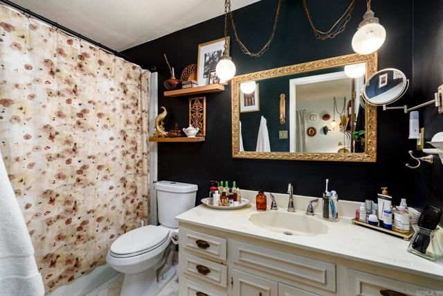 1215 Old Charter Court, Little Rock, AR 72211