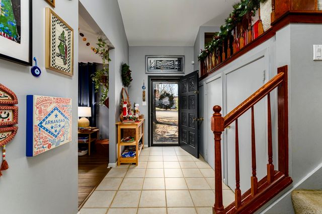 1215 Old Charter Court, Little Rock, AR 72211