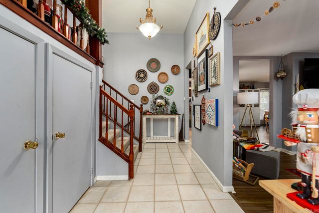 1215 Old Charter Court, Little Rock, AR 72211