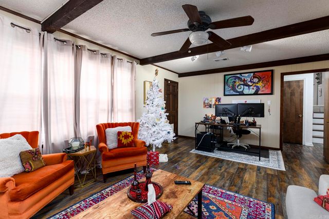 1215 Old Charter Court, Little Rock, AR 72211