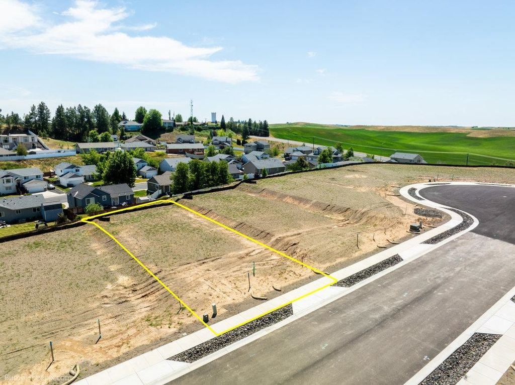 1018 Steptoe View Ln, Cheney, WA 99004