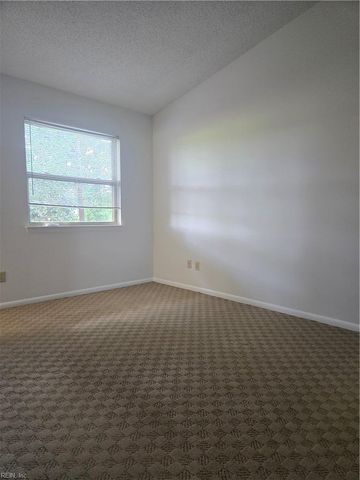 4237 Smokey Lake DR, Virginia Beach, VA 23462