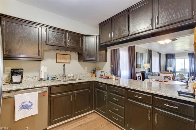 1874 E Ocean View Ave Apt A, Norfolk, VA 23503