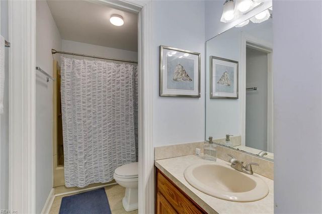 1874 E Ocean View Ave Apt A, Norfolk, VA 23503