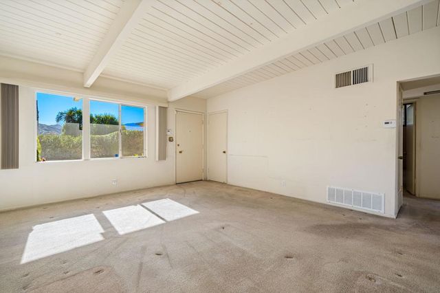 694 S Canon Drive, Palm Springs, CA 92264