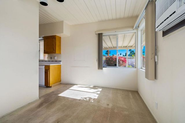 694 S Canon Drive, Palm Springs, CA 92264