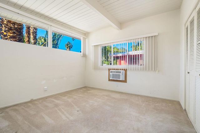 694 S Canon Drive, Palm Springs, CA 92264