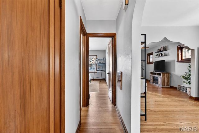 5722 Murdoch Avenue, St Louis, MO 63109