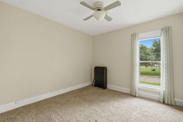 600 Madison Street SE, Watertown, MN 55388