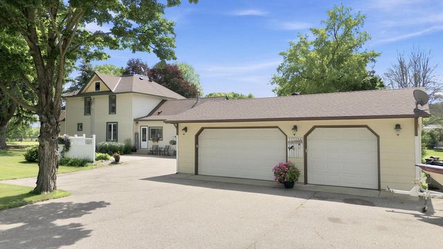 600 Madison Street SE, Watertown, MN 55388