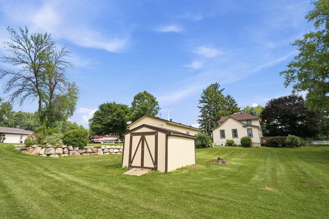 600 Madison Street SE, Watertown, MN 55388