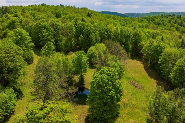 89 Jordan Road, Strafford, VT 05072