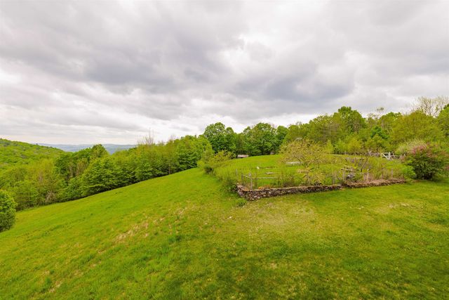 89 Jordan Road, Strafford, VT 05072