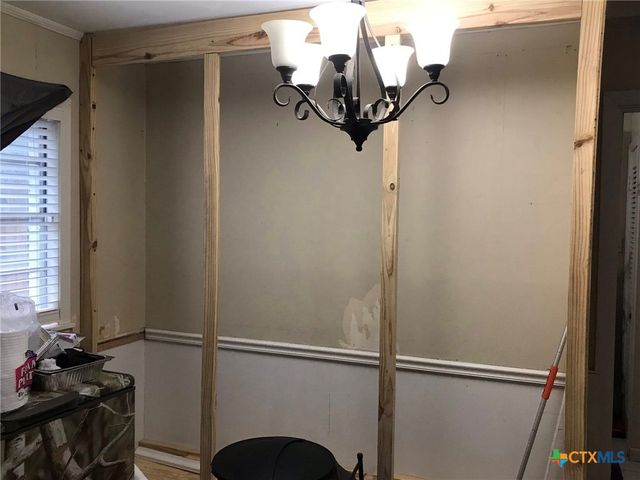 2406 Bon Aire Avenue, Victoria, TX 77901