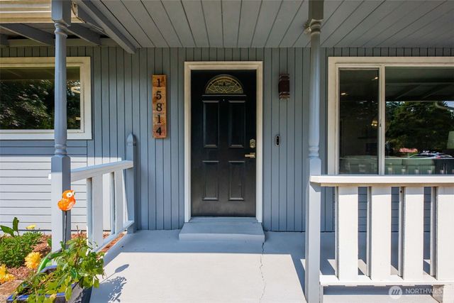 15814 Larch Way, Lynnwood, WA 98087