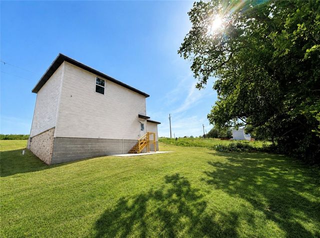 334 LaVona Lane, Huntsville, AR 72740