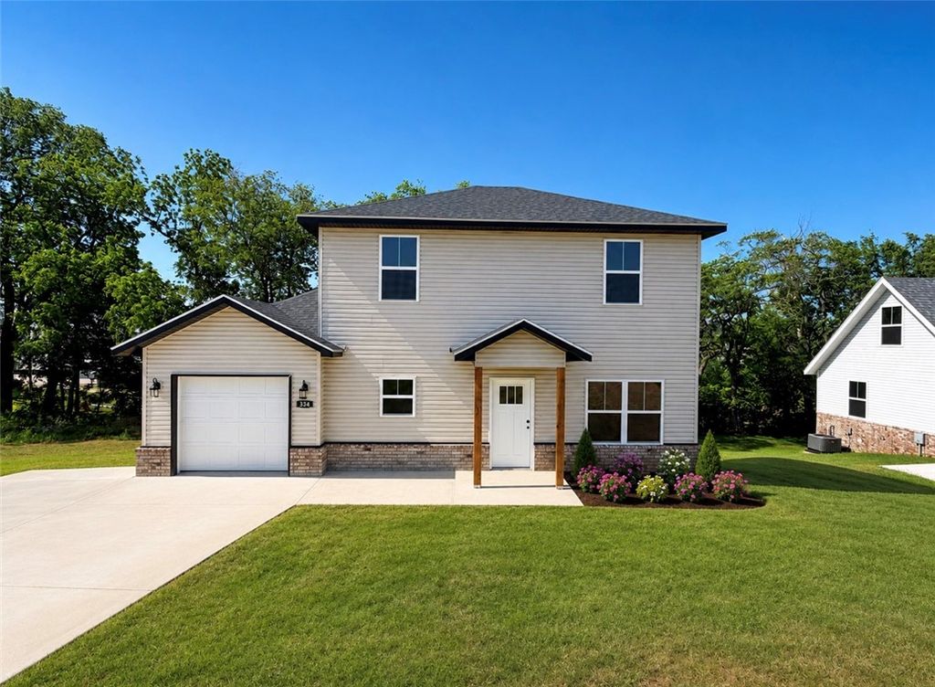 334 LaVona Lane, Huntsville, AR 72740